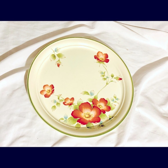 Pretty vtg Keltcraft Ireland wild rose 10.5” plate - Picture 1 of 3